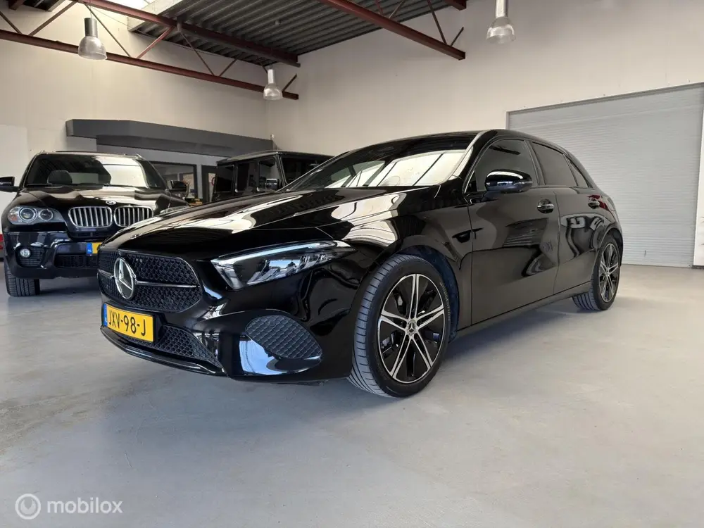 Mercedes-Benz A-Klasse 180 Luxury Line Keyless ACC 360Camera uit 2023, foto 7
