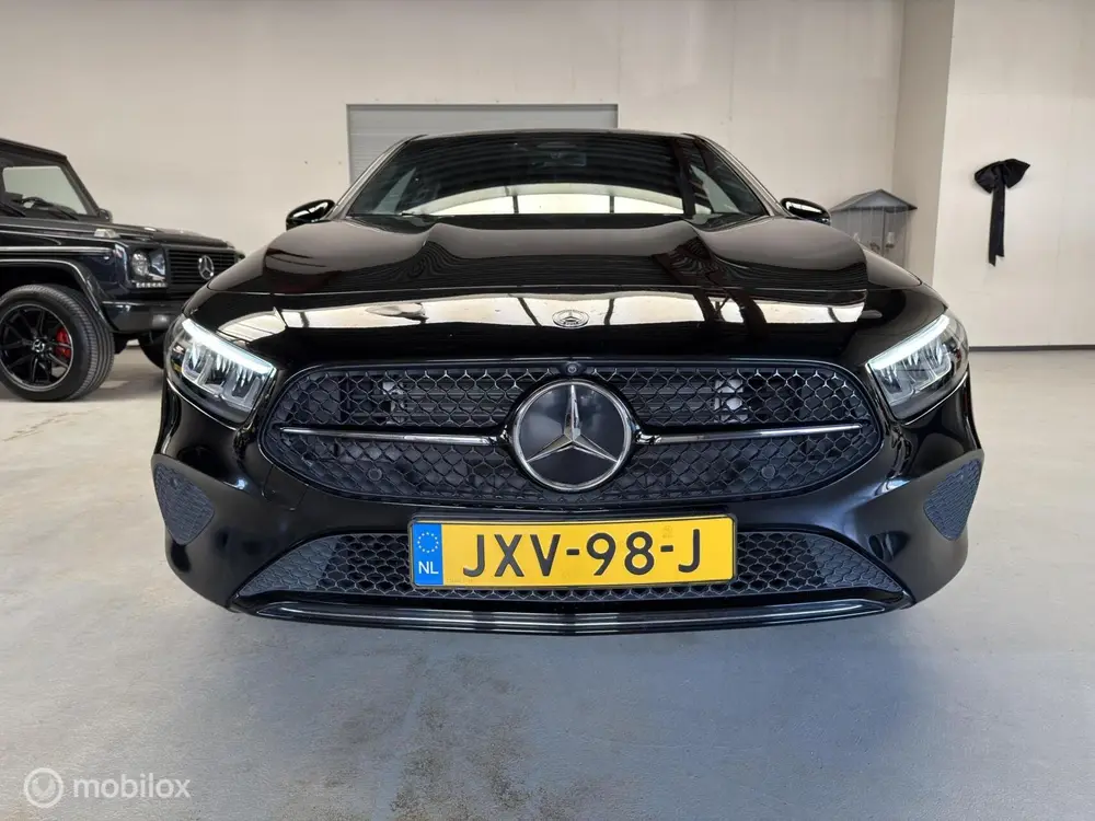 Mercedes-Benz A-Klasse 180 Luxury Line Keyless ACC 360Camera uit 2023, foto 8