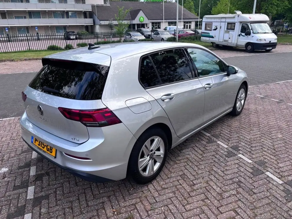 Volkswagen Golf 1.5 Etsi 150pk 7-DSG 2020 Grijs uit 2020, foto 11