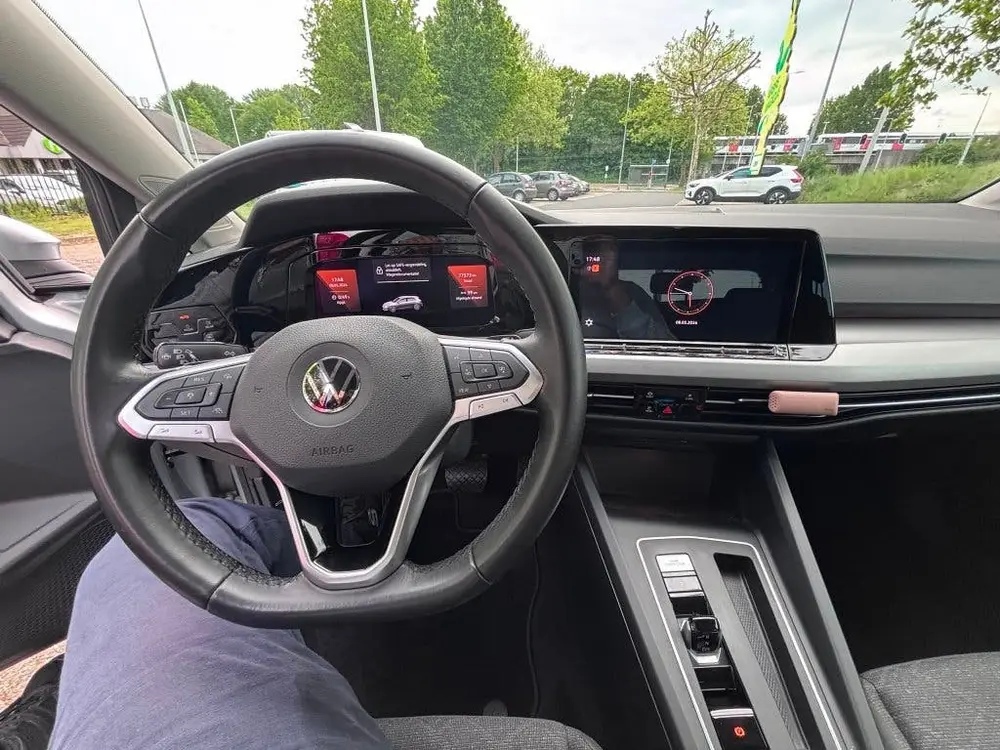 Volkswagen Golf 1.5 Etsi 150pk 7-DSG 2020 Grijs uit 2020, foto 2