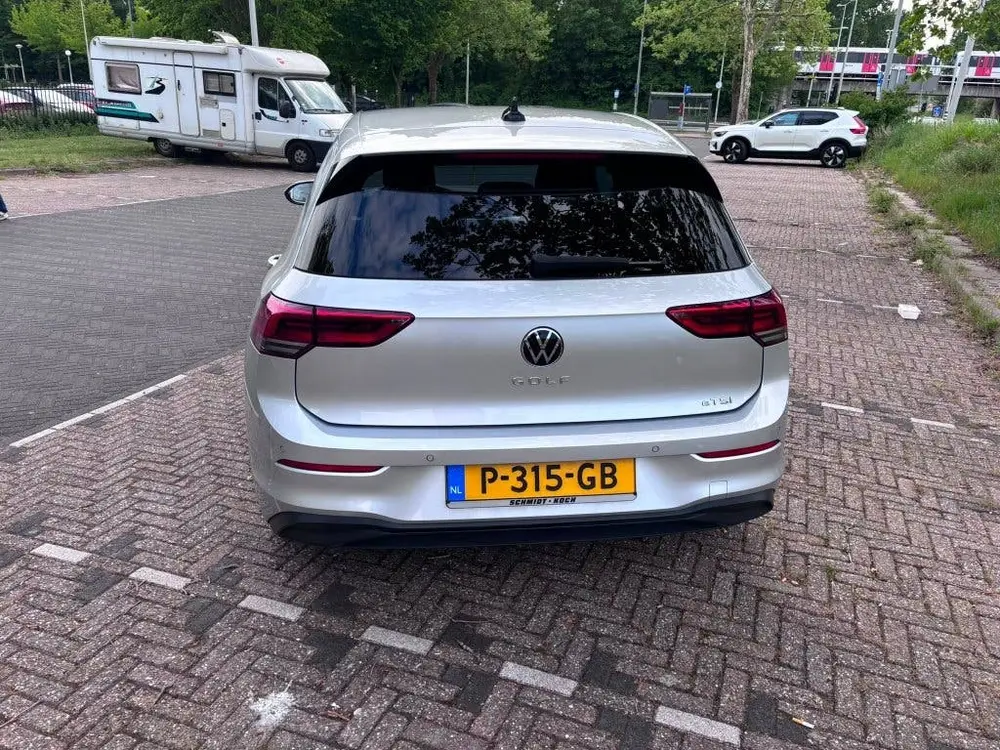 Volkswagen Golf 1.5 Etsi 150pk 7-DSG 2020 Grijs uit 2020, foto 3