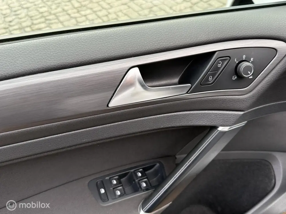 Volkswagen Golf 1.6 TDI Highline | ACC | CARPLAY | uit 2019, foto 20
