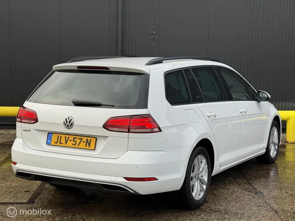 Volkswagen Golf 1.6 TDI Highline | ACC | CARPLAY | uit 2019, foto 3