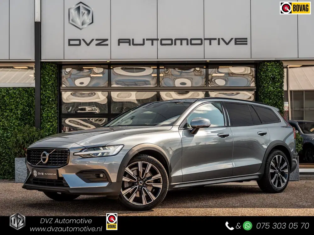 Volvo V60 Cross Country 2.0 B5 AWD Pro uit 2021
