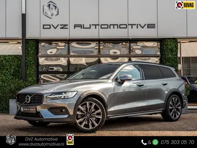 Volvo V60 Cross Country 2.0 B5 AWD Pro uit 2021
