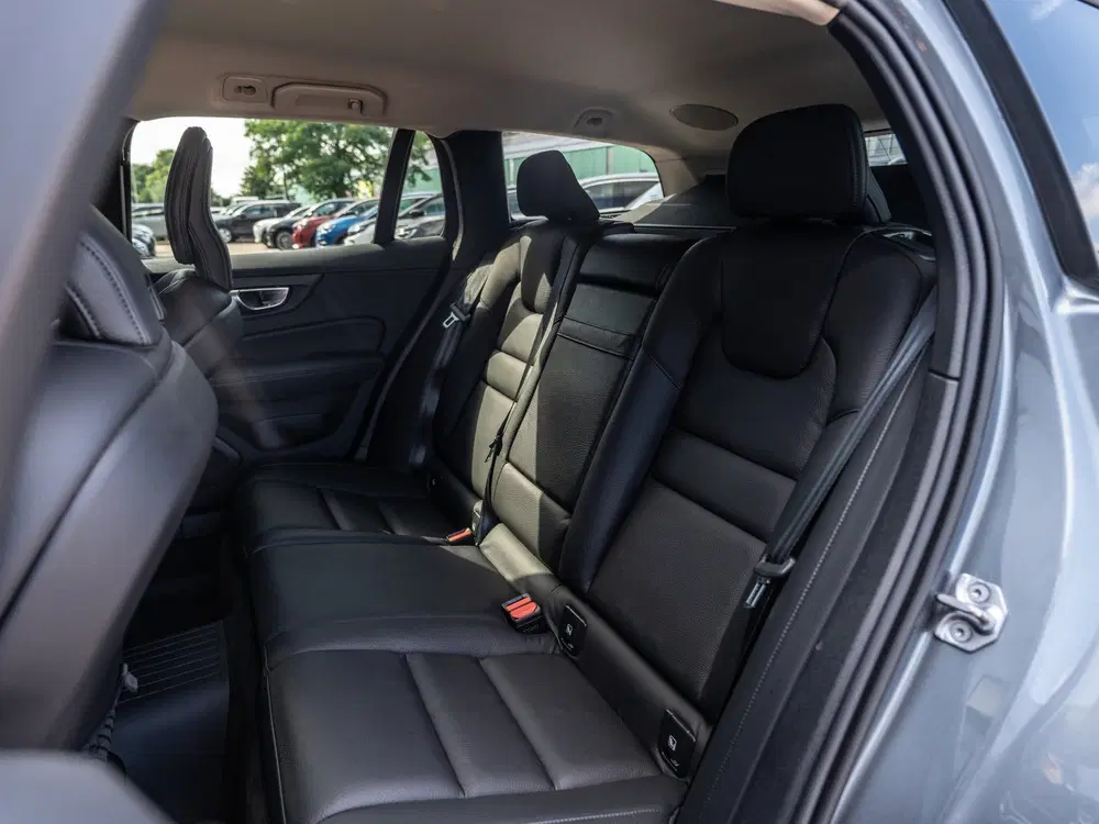Volvo V60 Cross Country 2.0 B5 AWD Pro uit 2021, foto 17