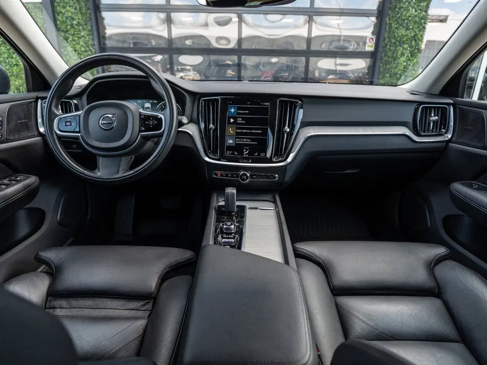 Volvo V60 Cross Country 2.0 B5 AWD Pro uit 2021, foto 18