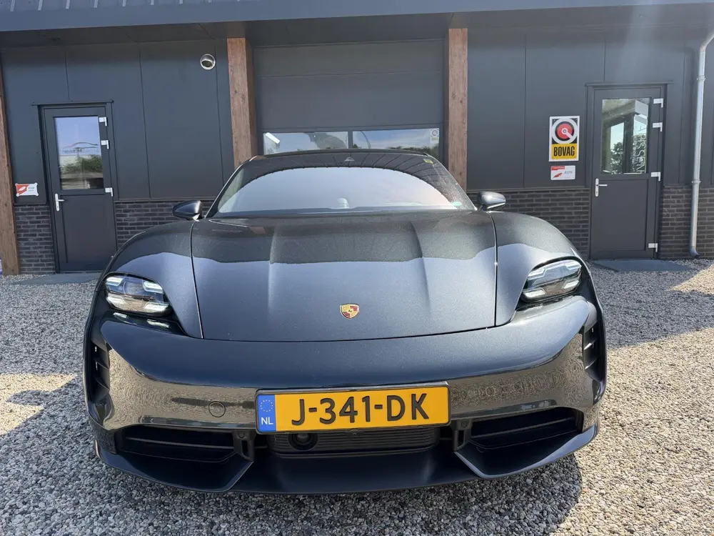 Porsche Taycan Turbo 93 kWh Dealer onderhouden 625PK 95% uit 2020, foto 2