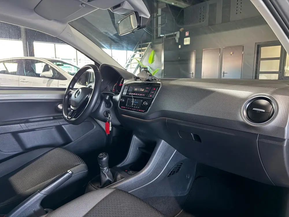 Volkswagen Up! Active 1.0 Bluemotion Lane assist | Climate uit 2022, foto 14