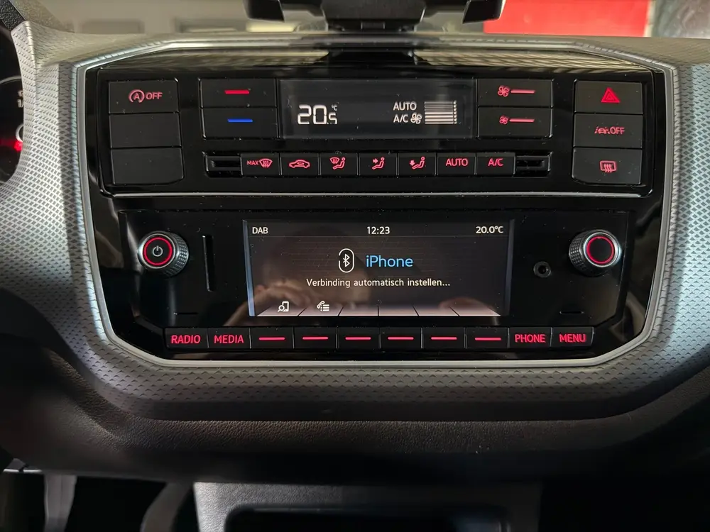 Volkswagen Up! Active 1.0 Bluemotion Lane assist | Climate uit 2022, foto 18