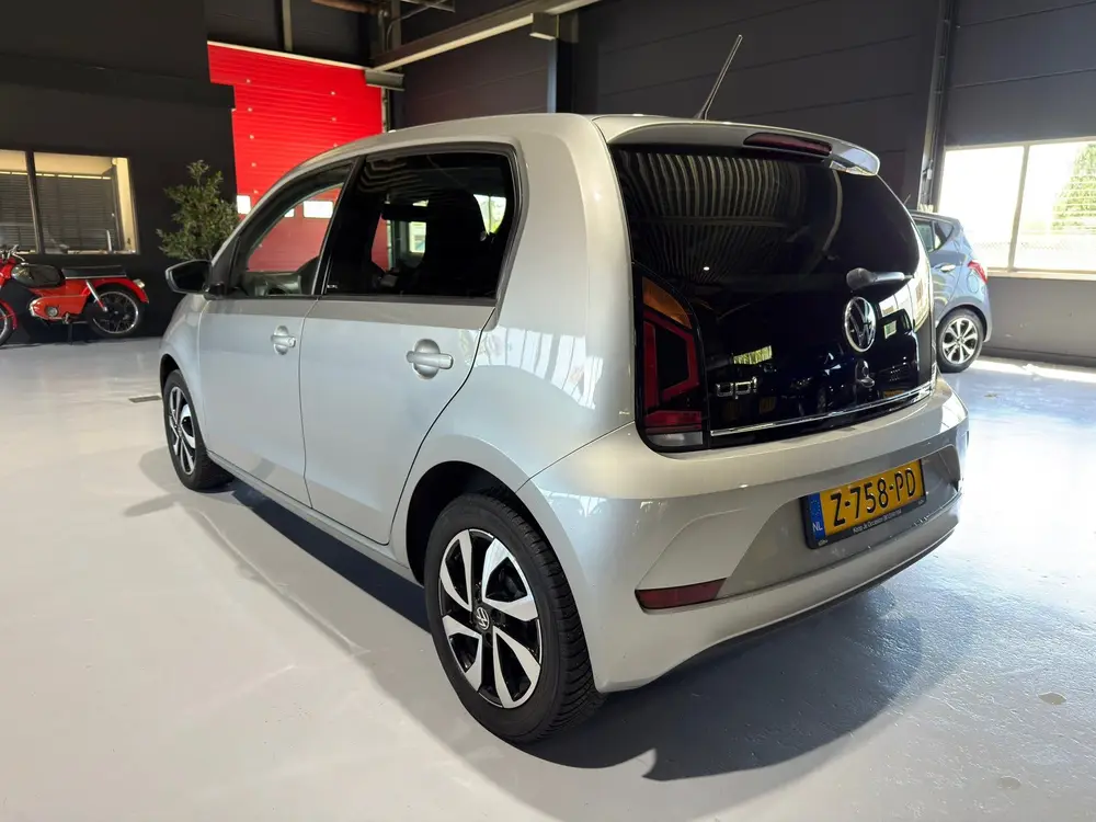 Volkswagen Up! Active 1.0 Bluemotion Lane assist | Climate uit 2022, foto 2