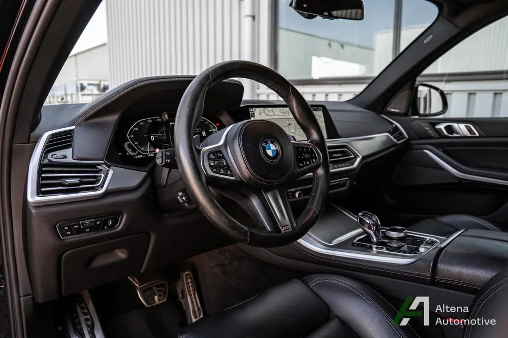 BMW X5 xDrive45e High Executive M-sport uit 2021, foto 10