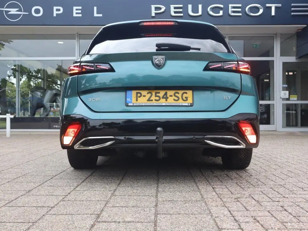 Peugeot 308 SW GT PureTech 130PK EAT8 Automaat uit 2022, foto 15