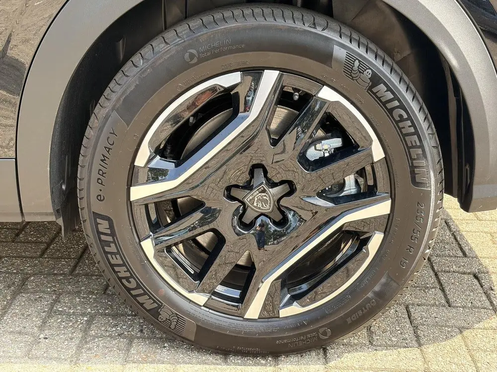 Peugeot 5008 Allure 73 kWh 7-zits Navigatie uit 2026, foto 10