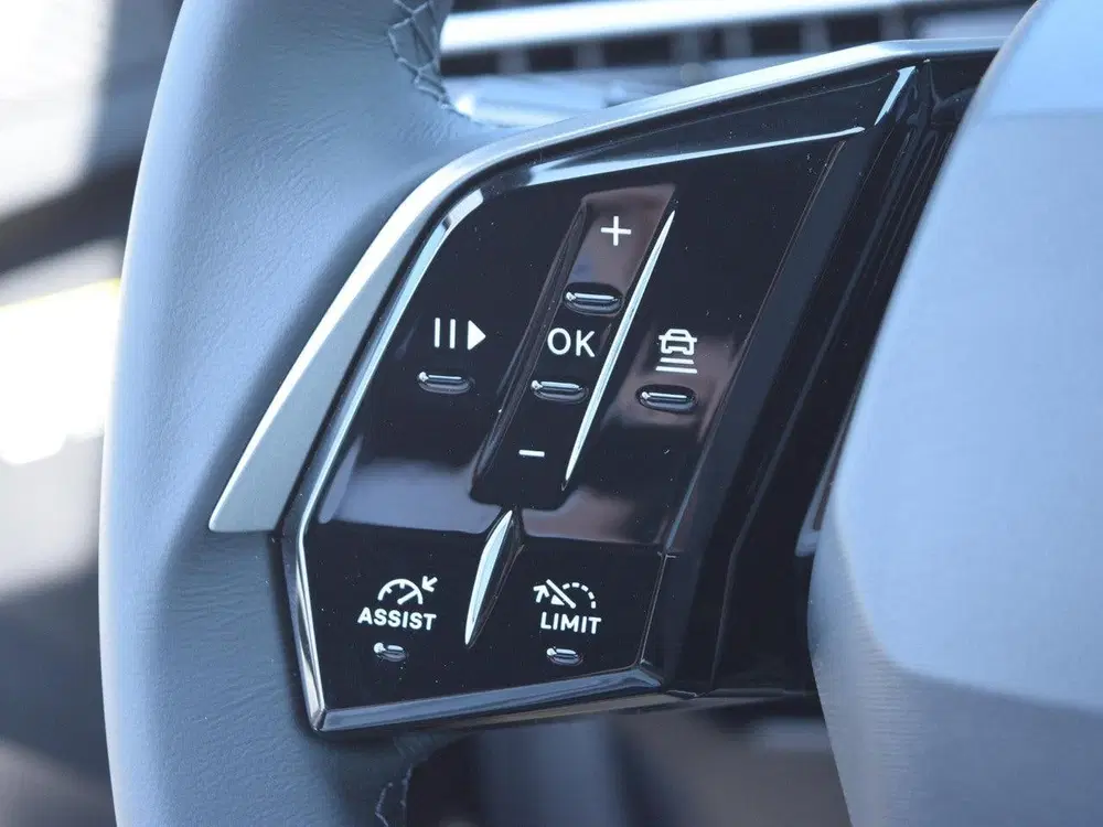 Peugeot 3008 Allure Avantage 210 73 kWh (bj 2026) uit 2026, foto 16