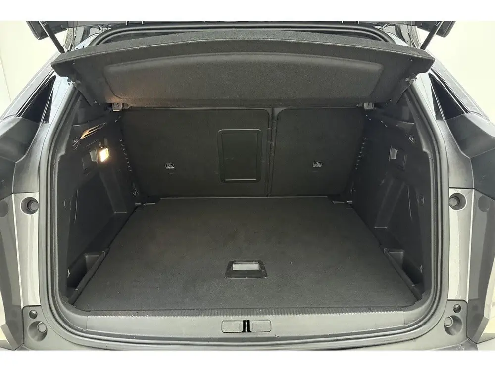 Peugeot 3008 1.2T 130pk GT uit 2024, foto 10