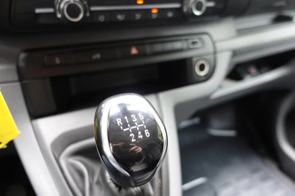 Peugeot Expert 2.0 BlueHDI 120 Standard Premium uit 2021, foto 20