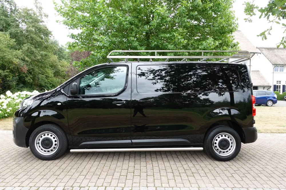 Peugeot Expert 2.0 BlueHDI 120 Standard Premium uit 2021, foto 6