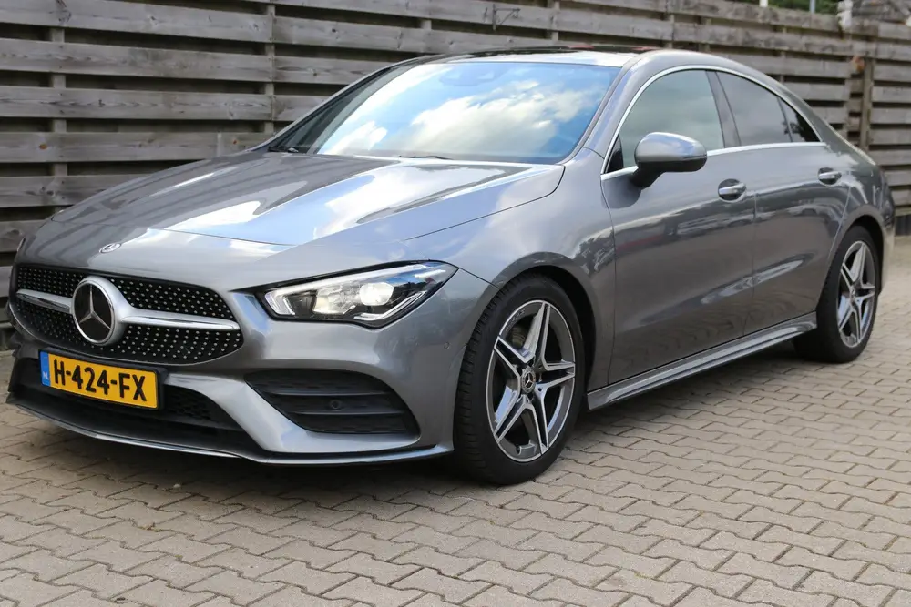 Mercedes-Benz CLA 200 Business Solution AMG uit 2020, foto 3