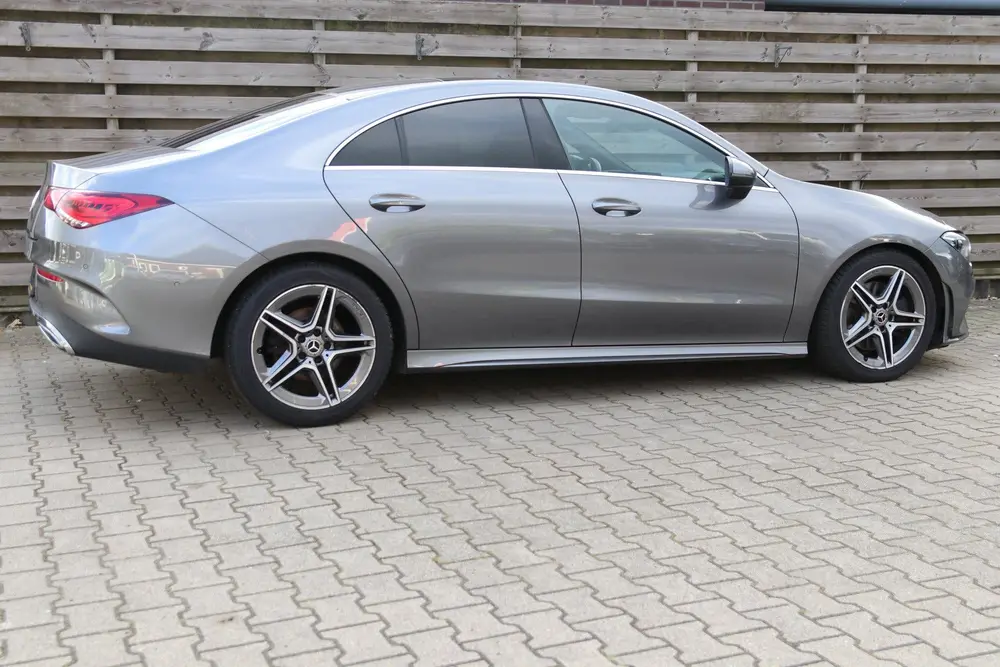 Mercedes-Benz CLA 200 Business Solution AMG uit 2020, foto 5