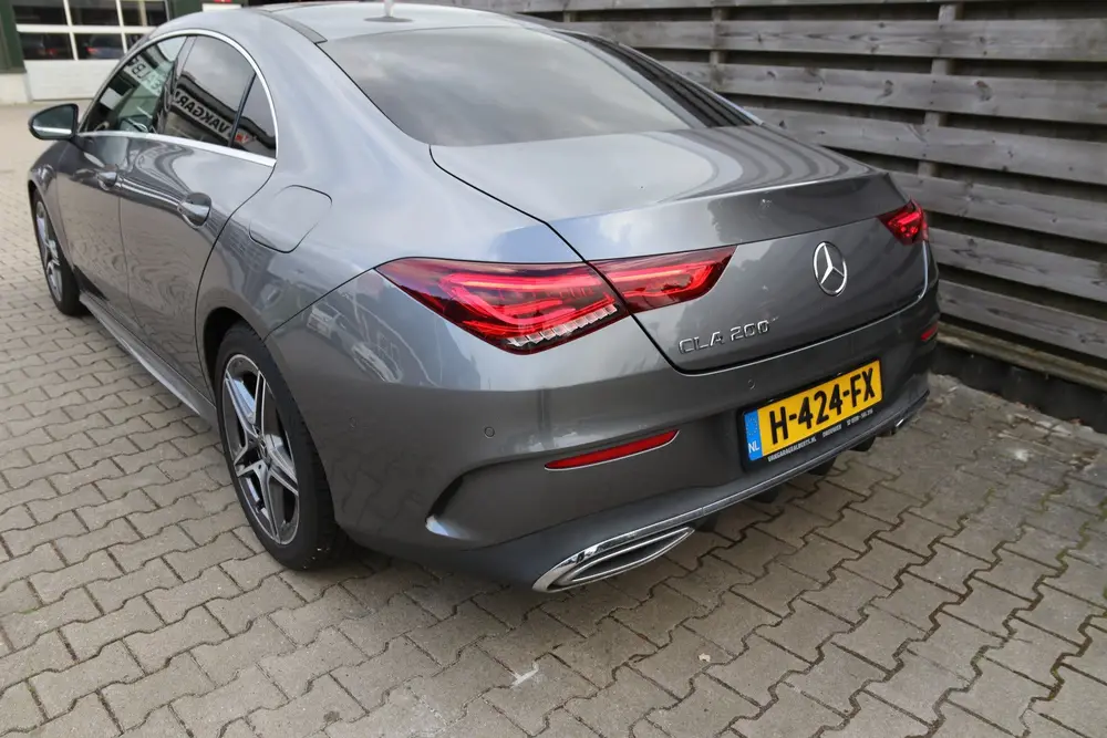 Mercedes-Benz CLA 200 Business Solution AMG uit 2020, foto 8