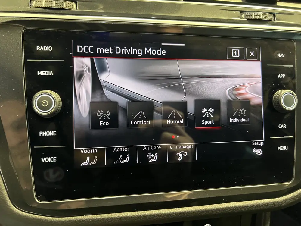 Volkswagen Tiguan 1.4 TSI eHybrid R-Line Business | Trekhaak uit 2023, foto 20