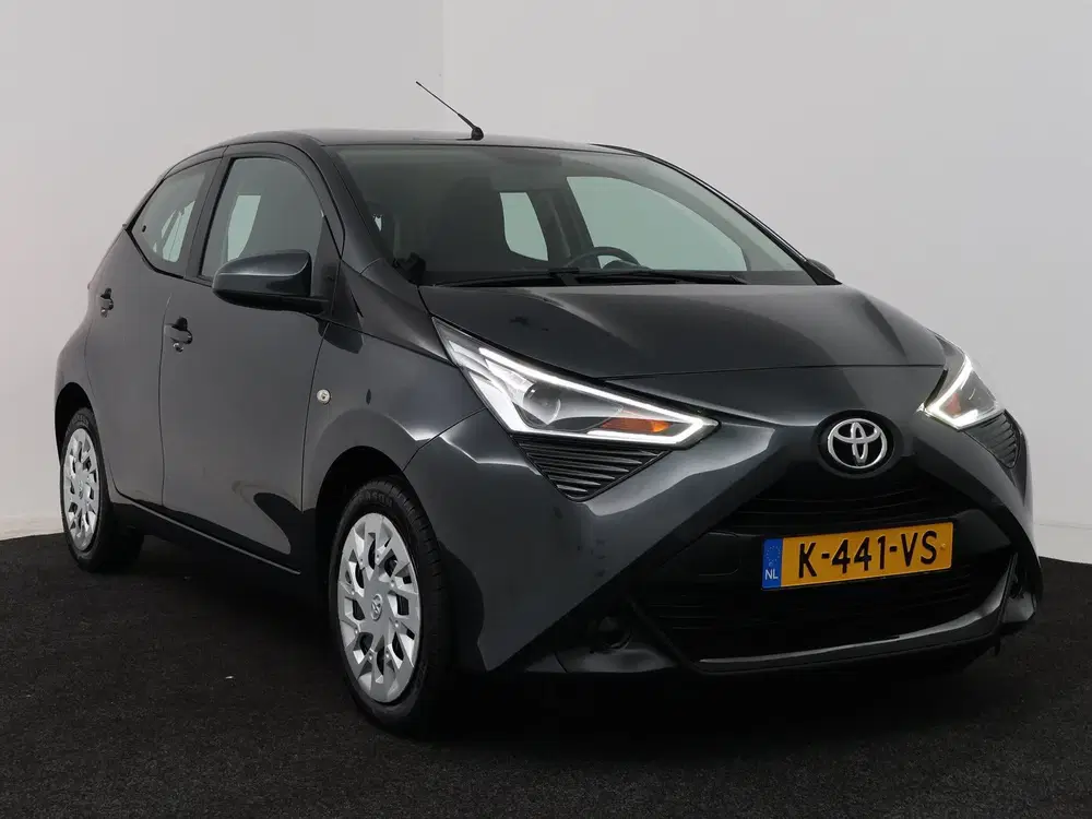 Toyota Aygo 1.0 VVT-i x-play uit 2021, foto 13