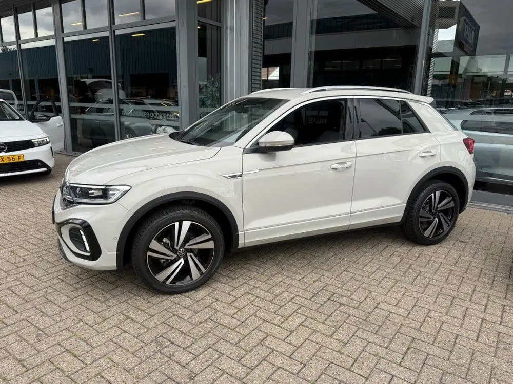 Volkswagen T-Roc 1.5 TSI R-LINE BUSINESS 150PK AUTOMAAT WINT uit 2024, foto 2