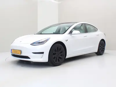 Tesla Model 3 Standard RWD Plus 85% SoH [ WIT LEDER+AUTOPILO uit 2020