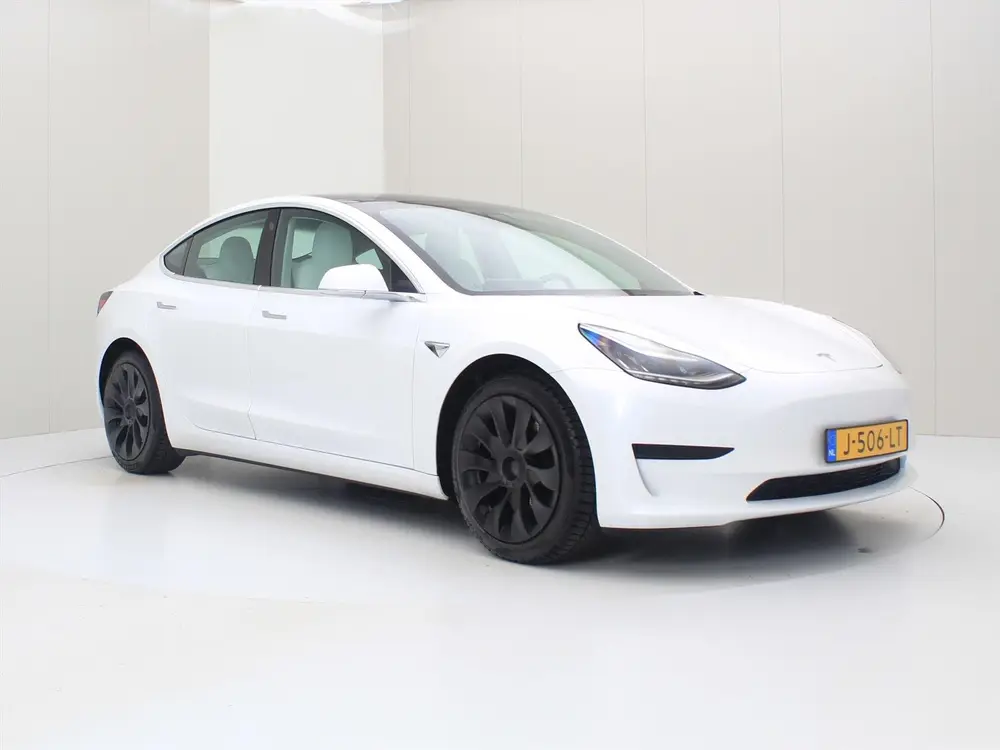 Tesla Model 3 Standard RWD Plus 85% SoH [ WIT LEDER+AUTOPILO uit 2020, foto 4