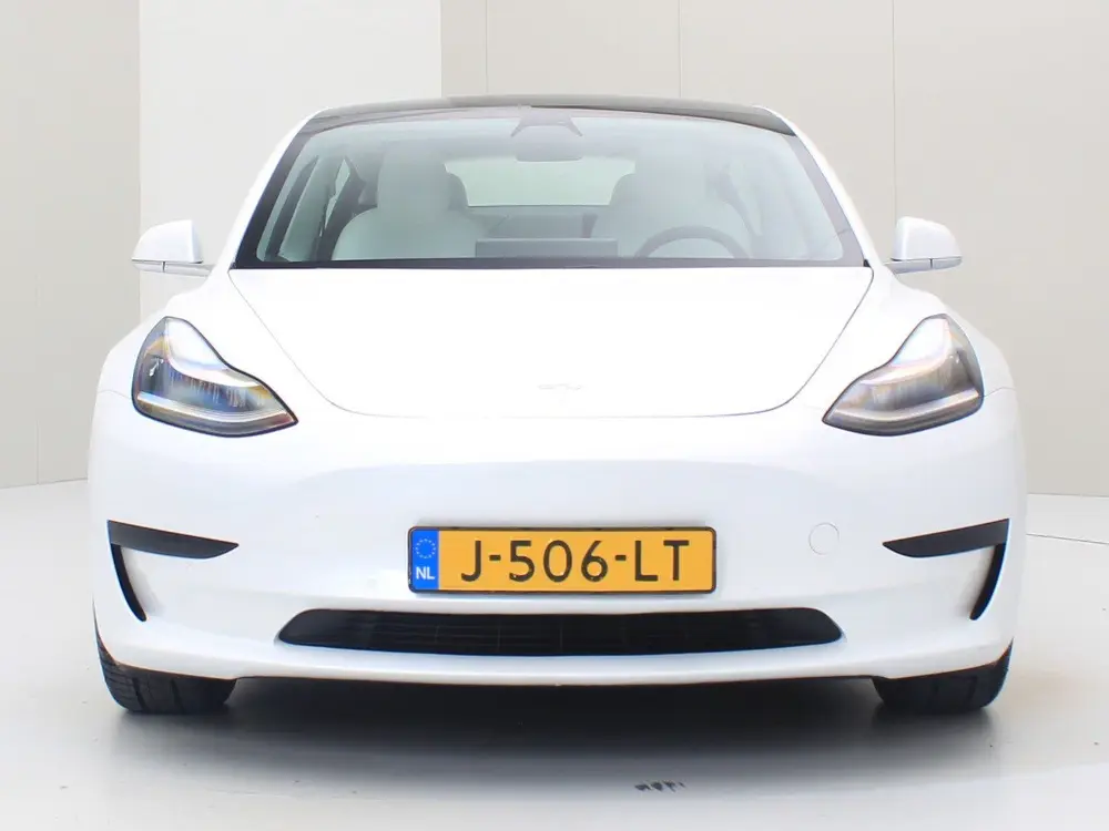 Tesla Model 3 Standard RWD Plus 85% SoH [ WIT LEDER+AUTOPILO uit 2020, foto 5