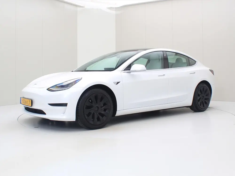 Tesla Model 3 Standard RWD Plus 85% SoH [ WIT LEDER+AUTOPILO uit 2020, foto 7