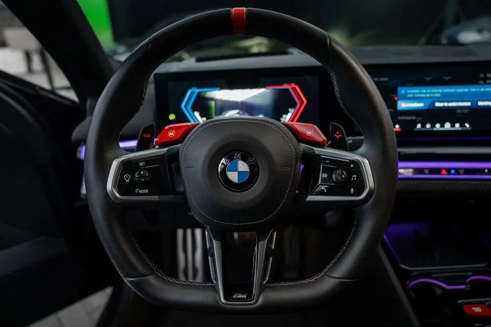BMW M5 Full option uit 2024, foto 19