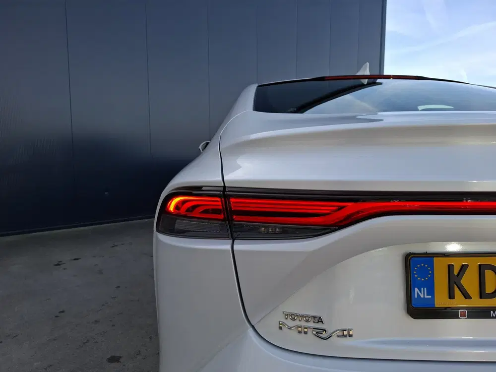 Toyota Mirai WATERSTOF H2 DYNAMIC METALLIC JBL AUDIO AP uit 2021, foto 10