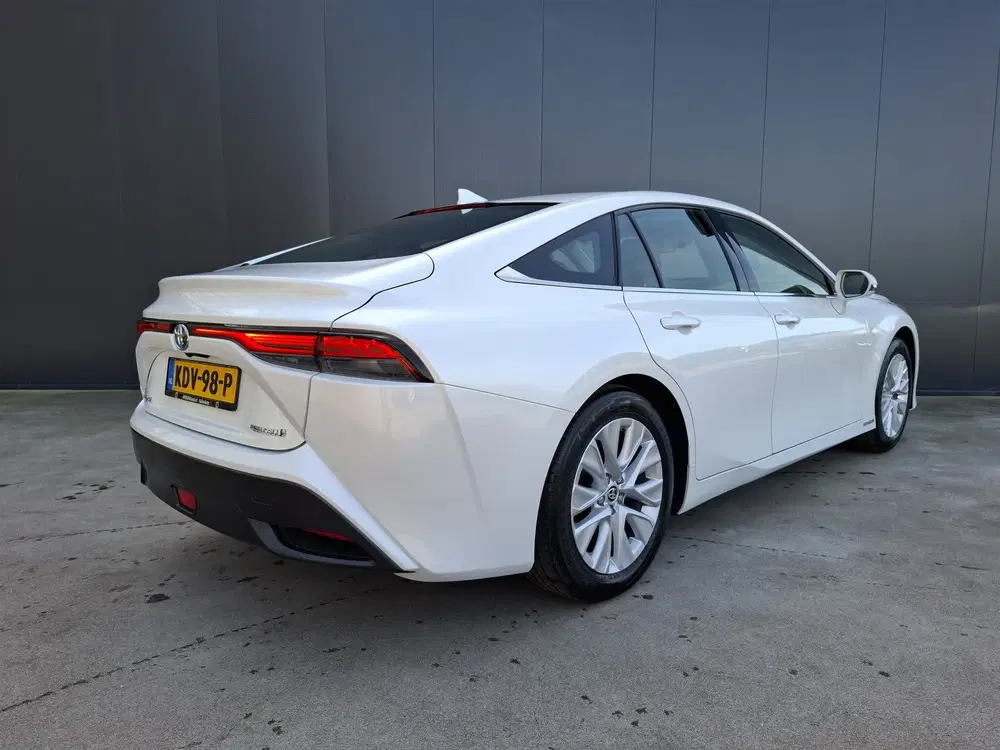 Toyota Mirai WATERSTOF H2 DYNAMIC METALLIC JBL AUDIO AP uit 2021, foto 3