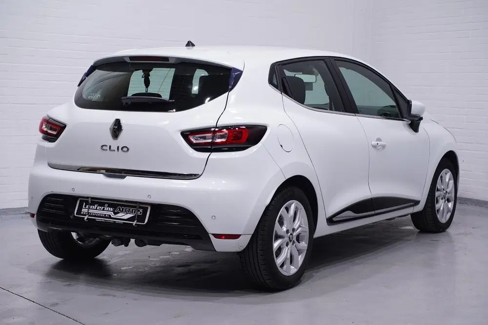 Renault Clio 0.9 TCe Intens Navi Clima PDC Camera Apple uit 2019, foto 4