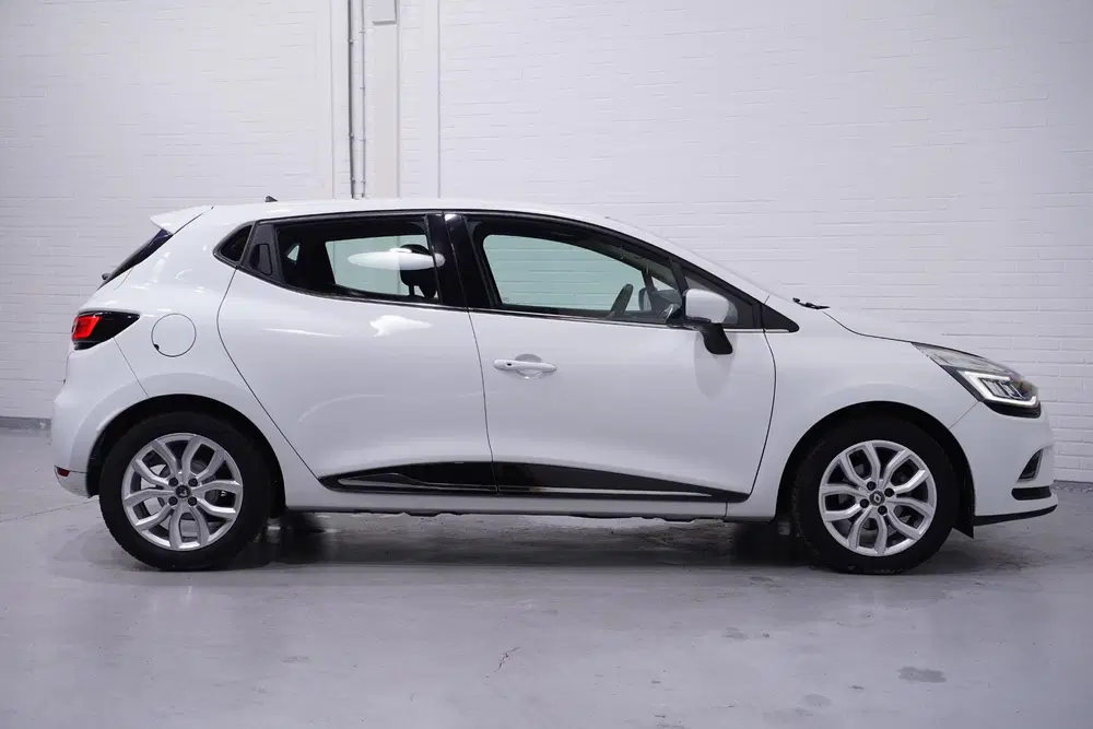 Renault Clio 0.9 TCe Intens Navi Clima PDC Camera Apple uit 2019, foto 6