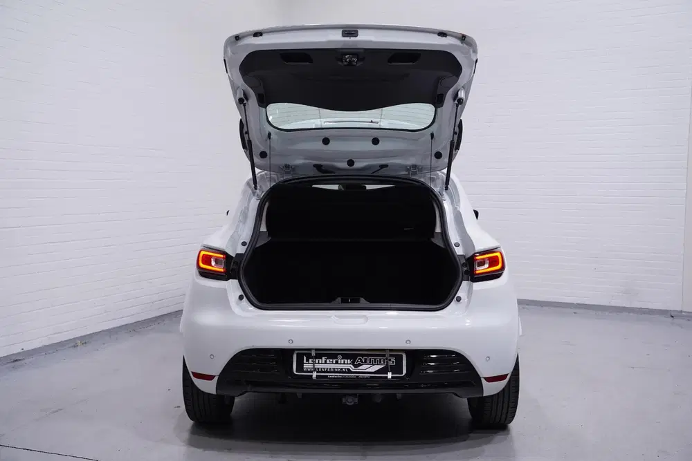 Renault Clio 0.9 TCe Intens Navi Clima PDC Camera Apple uit 2019, foto 9