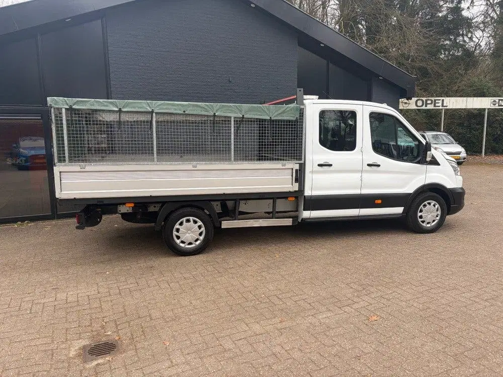 Ford Transit 350 2.0 L4H1 open laadbak 7 persoons uit 2021, foto 10