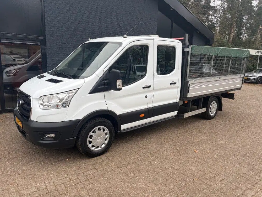 Ford Transit 350 2.0 L4H1 open laadbak 7 persoons uit 2021, foto 2