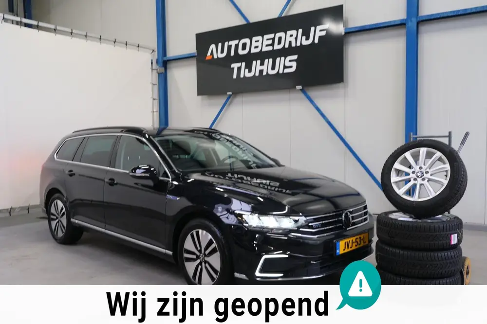 Volkswagen Passat Variant 1.4 TSI PHEV GTE Business - SOH 99 uit 2022
