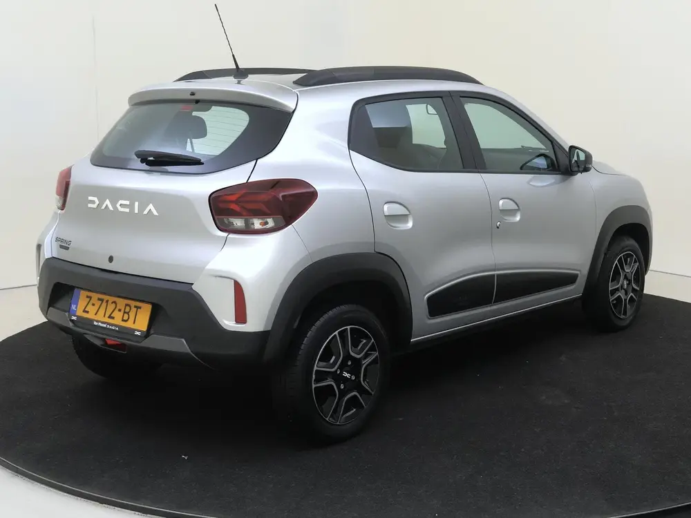 Dacia Spring Expression 27 kWh uit 2024, foto 4