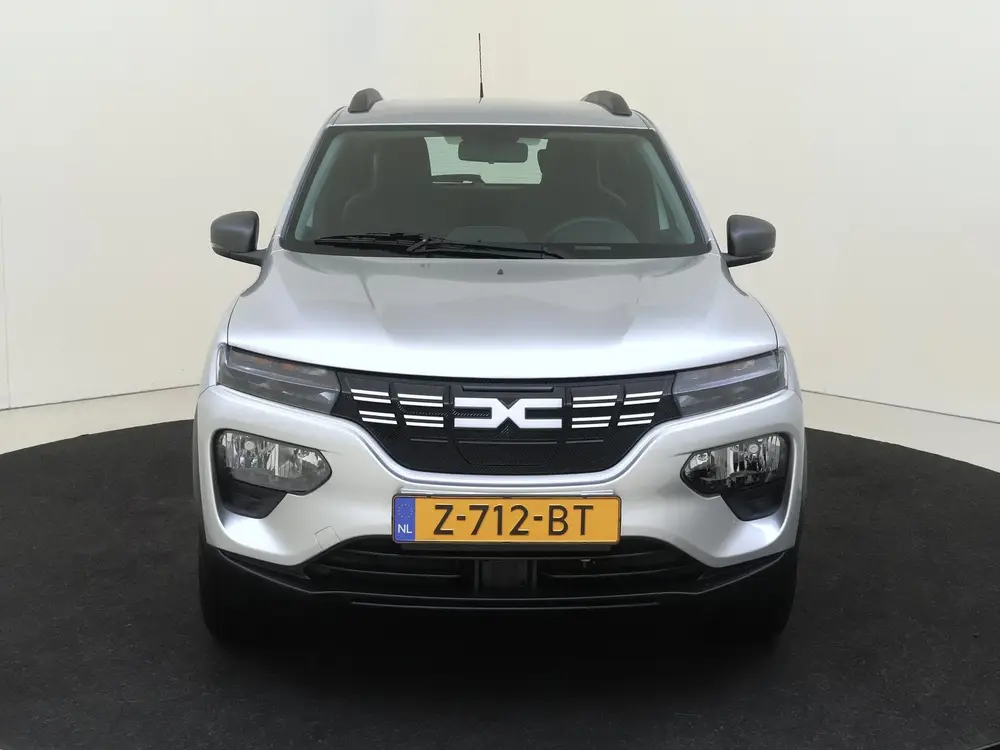 Dacia Spring Expression 27 kWh uit 2024, foto 6
