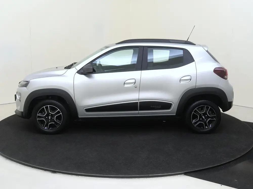 Dacia Spring Expression 27 kWh uit 2024, foto 8