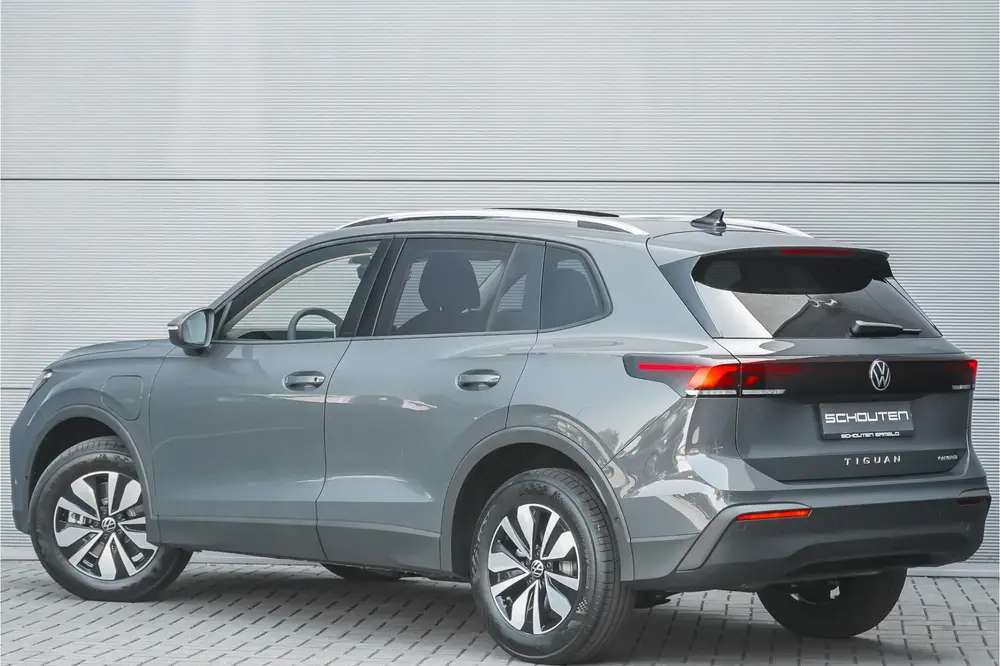 Volkswagen Tiguan 1.5 eHybrid 30 Year Ed Style Pano IQ Winte uit 2026, foto 11