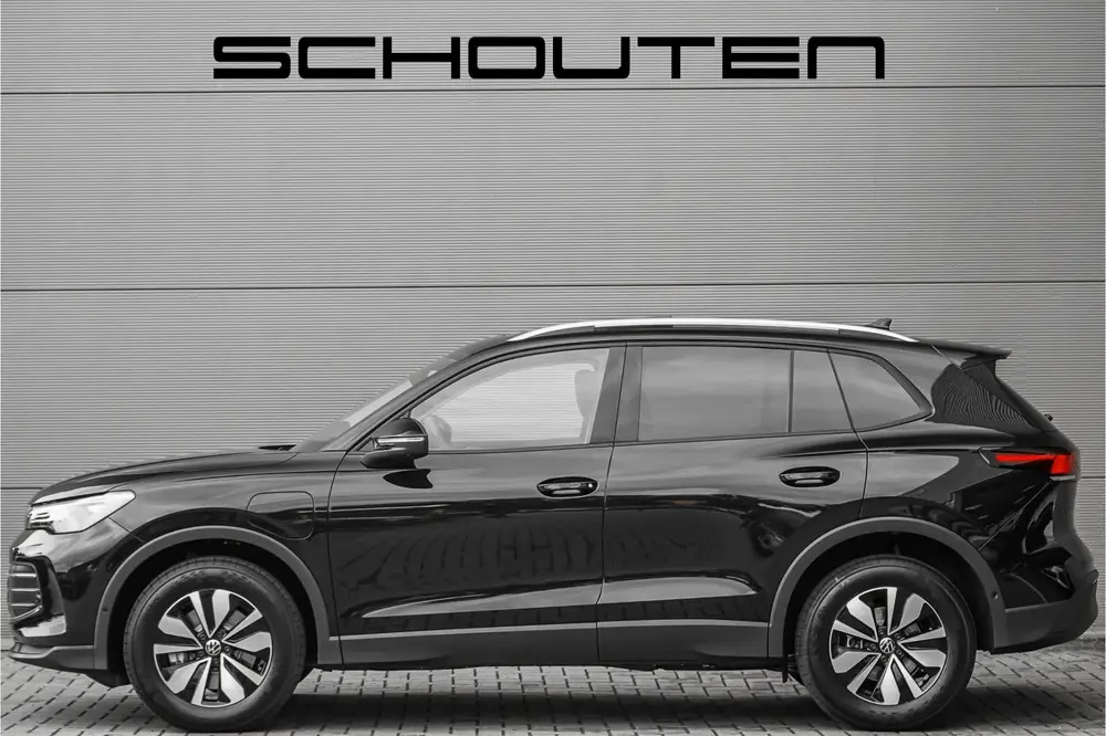 Volkswagen Tiguan 1.5 eHybrid 30 Year Ed Style Pano IQ Winte uit 2026, foto 10