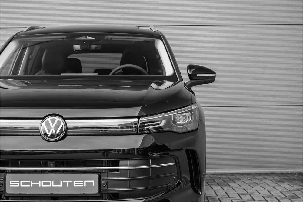 Volkswagen Tiguan 1.5 eHybrid 30 Year Ed Style Pano IQ Winte uit 2026, foto 15