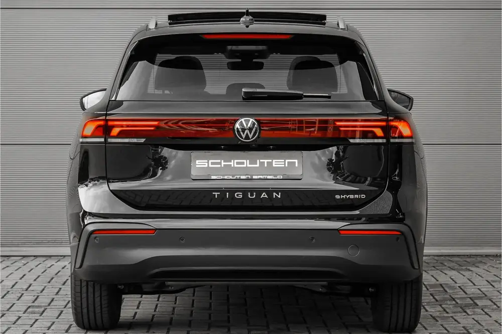 Volkswagen Tiguan 1.5 eHybrid 30 Year Ed Style IQ Pano Winte uit 2026, foto 12
