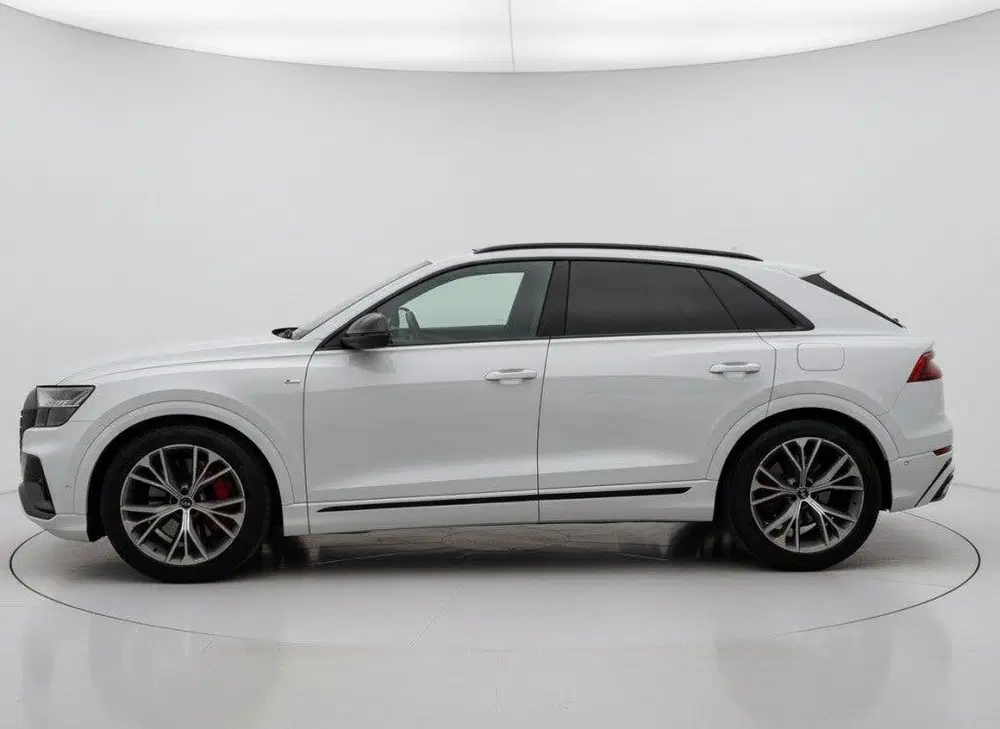 Audi Q8 60 TFSI E Q COMPETITION uit 2021, foto 4