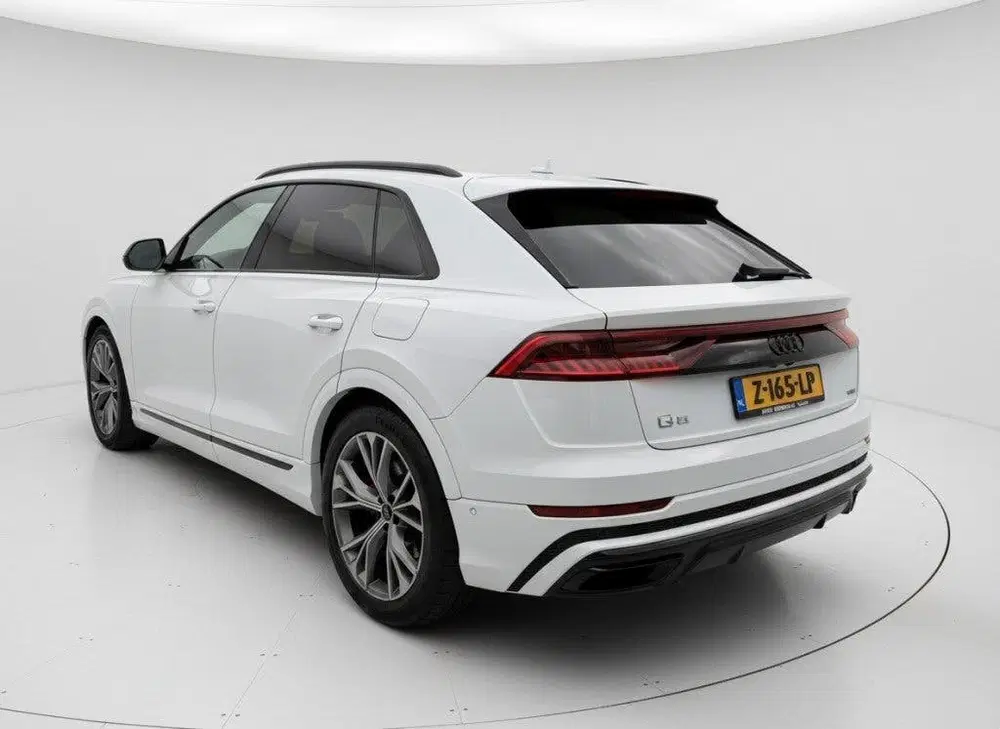Audi Q8 60 TFSI E Q COMPETITION uit 2021, foto 6